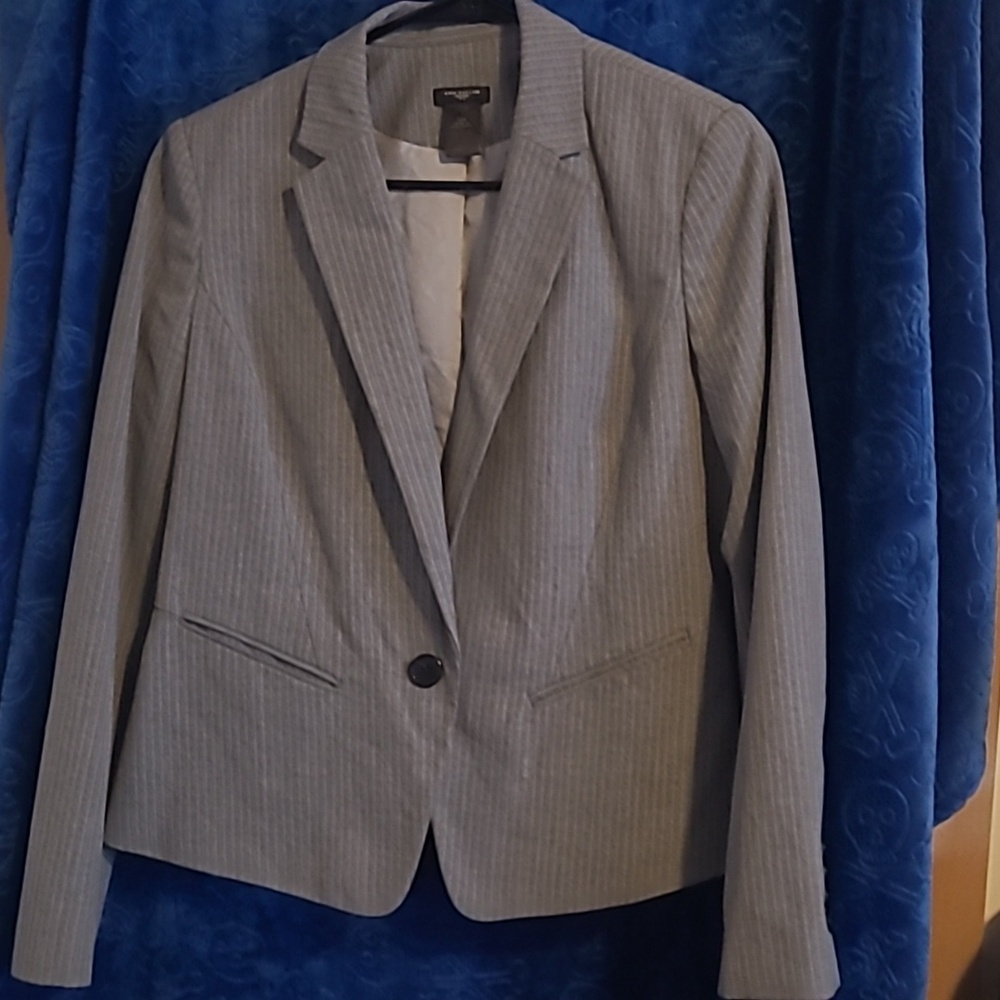 Anne Taylor blazer sz 10 grey pin stripped